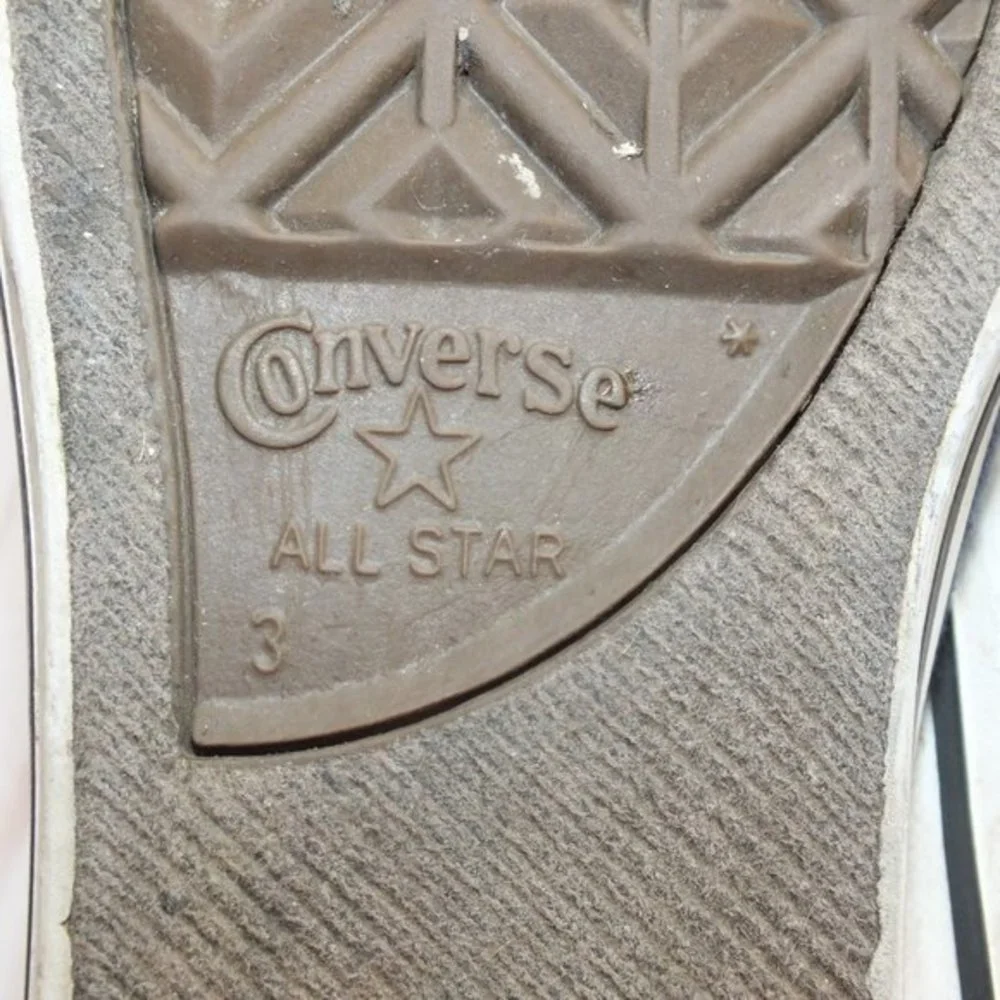 CONVERSE‎ CHUCK TAYLOR SLIP ON KIDS SIZE 3